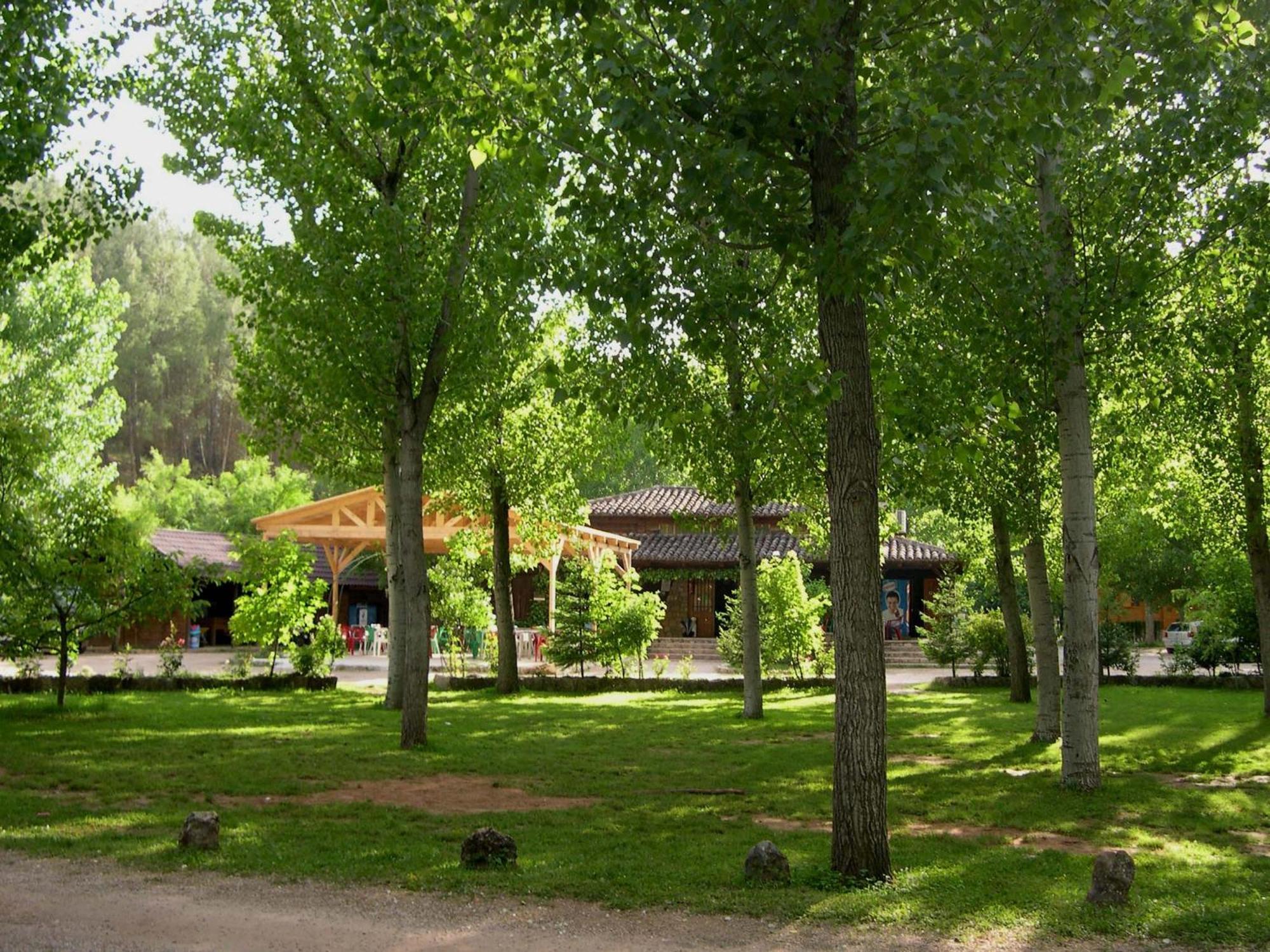 Camping Rural Llanos De Arance Coto Rios Exterior foto